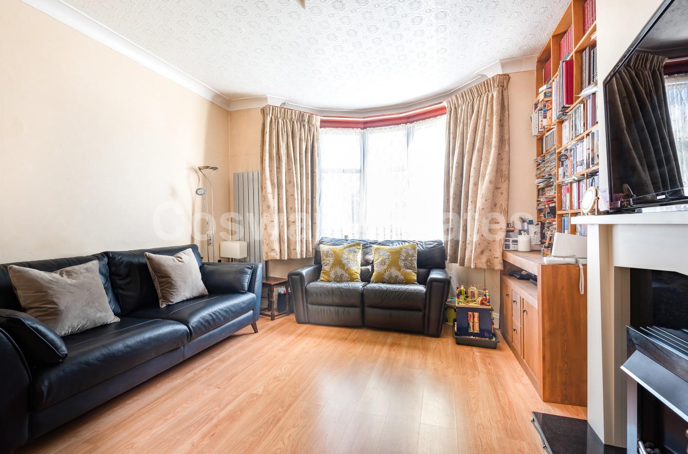 Fairfield Avenue, Edgware